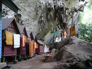 42 Meditation huts